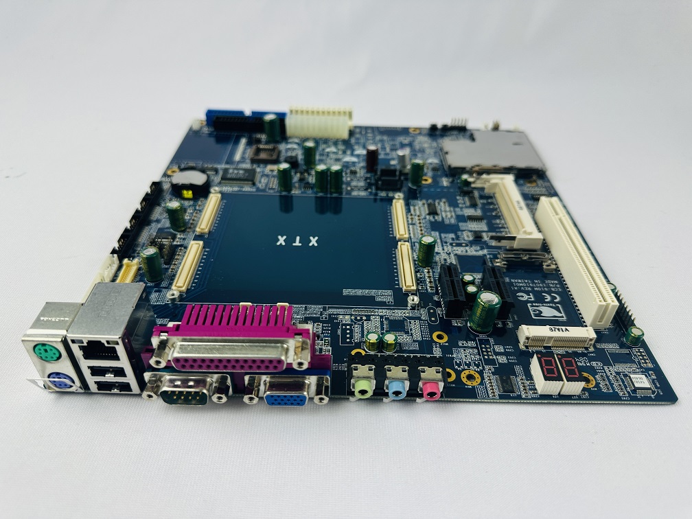 Aaeon TF-ECB-910M-A10 XTX Carrier Board Aaeon TF-ECB-910M-A10 XTX Carrier Board