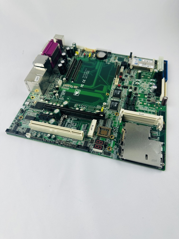 Aaeon ECB-916M COM Express Carrier Board Aaeon ECB-916M COM Express Carrier Board