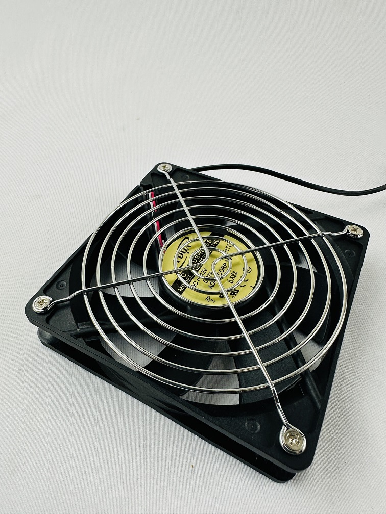 Adda AD1212HB-A76GL Server Square Fan Adda AD1212HB-A76GL Server Square Fan