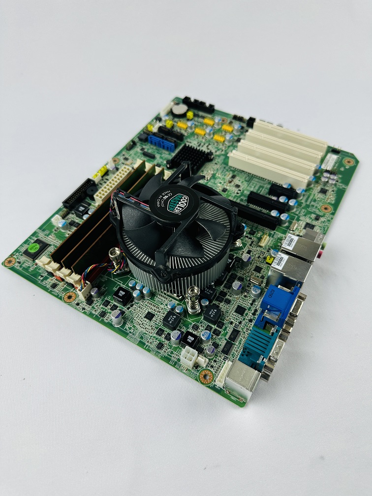 Advantech AIMB-781QG2-00A1E ATX CPU Board Advantech AIMB-781QG2-00A1E ATX CPU Board