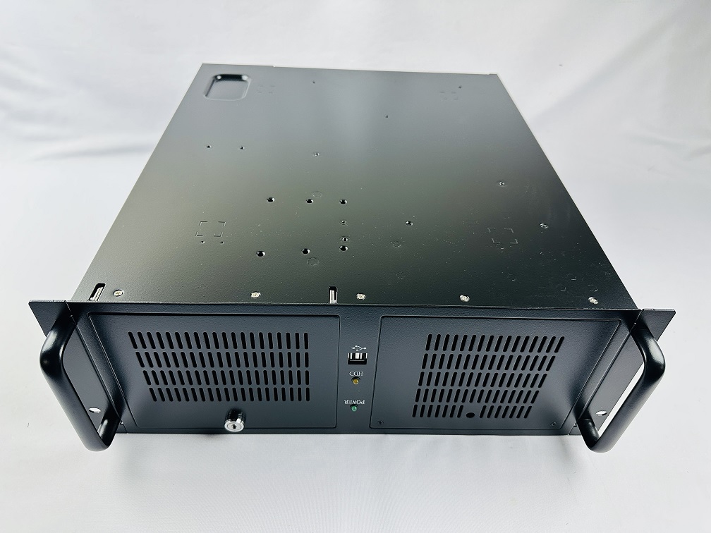 Advantech IPC-611MB-00XBE Chassis. Advantech IPC-611MB-00XBE Chassis.