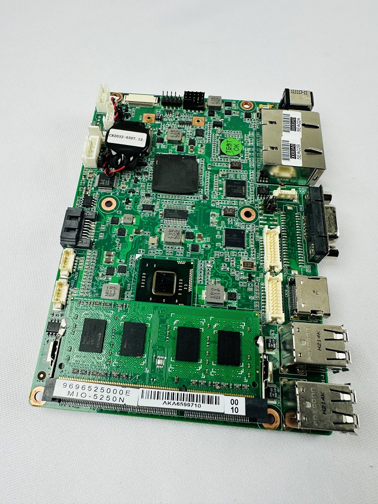 Advantech MIO-5250N CPU Board Advantech MIO-5250N CPU Board