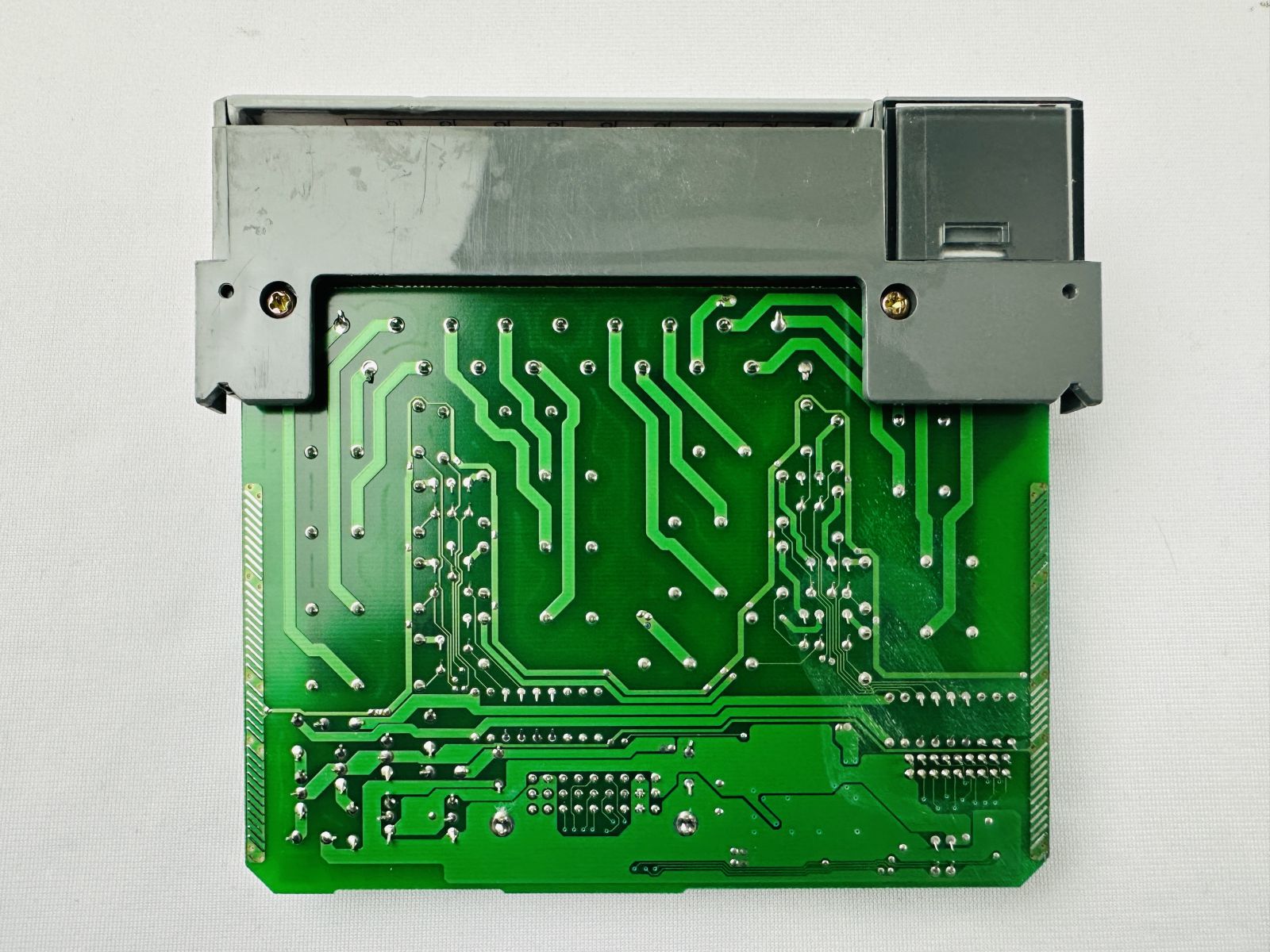 Allen-Bradley 1746-OW16/C SLC 500 Output Module Allen-Bradley 1746-OW16/C SLC 500 Output Module
