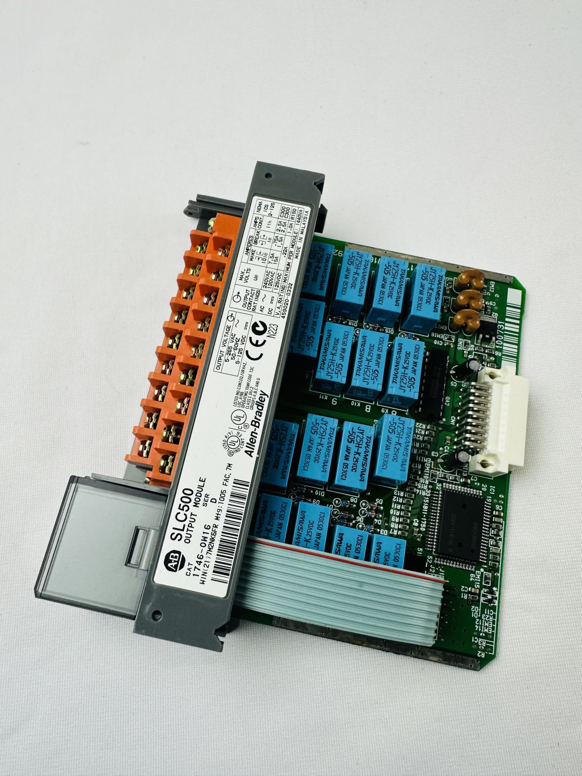 Allen-Bradley 1746-OW16 SER D SLC 500 Output Module Allen-Bradley 1746-OW16 SER D SLC 500 Output Module