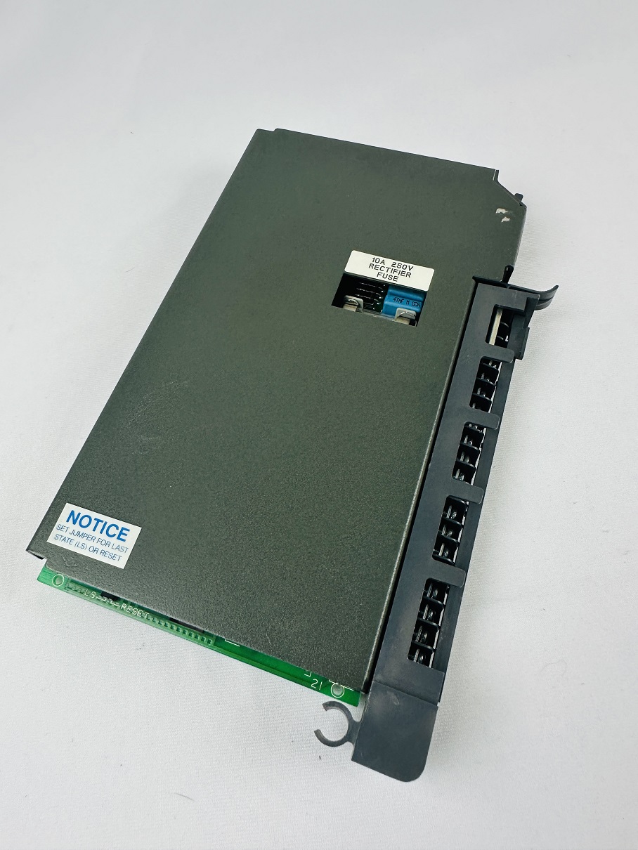 Allen-Bradley 1771-OAD AC Output Module Allen-Bradley 1771-OAD AC Output Module
