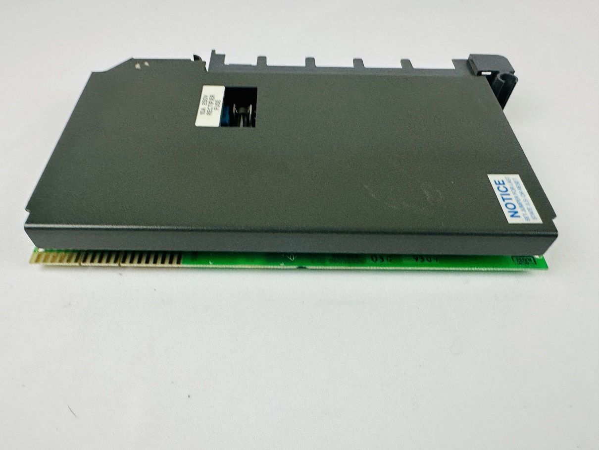 Allen-Bradley 1771-OAD AC Output Module Allen-Bradley 1771-OAD AC Output Module