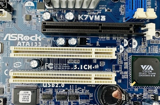 ASRock K7VM3 Motherboard ASRock K7VM3 Motherboard