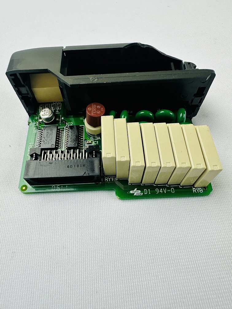 Automation Direct D2-08TR Relay Output Module Automation Direct D2-08TR Relay Output Module