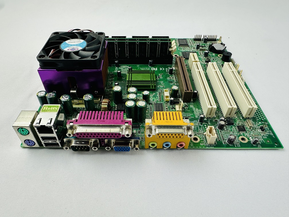 ATX RX815ELT/LF 66/100/133MZ MCRO ATX CELERON/P111... ATX RX815ELT/LF 66/100/133MZ MCRO ATX CELERON/P111...