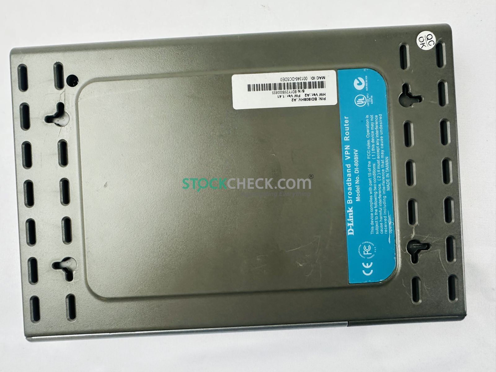 D-Link DI-808HV 8-Port Broadband VPN Router D-Link DI-808HV 8-Port Broadband VPN Router