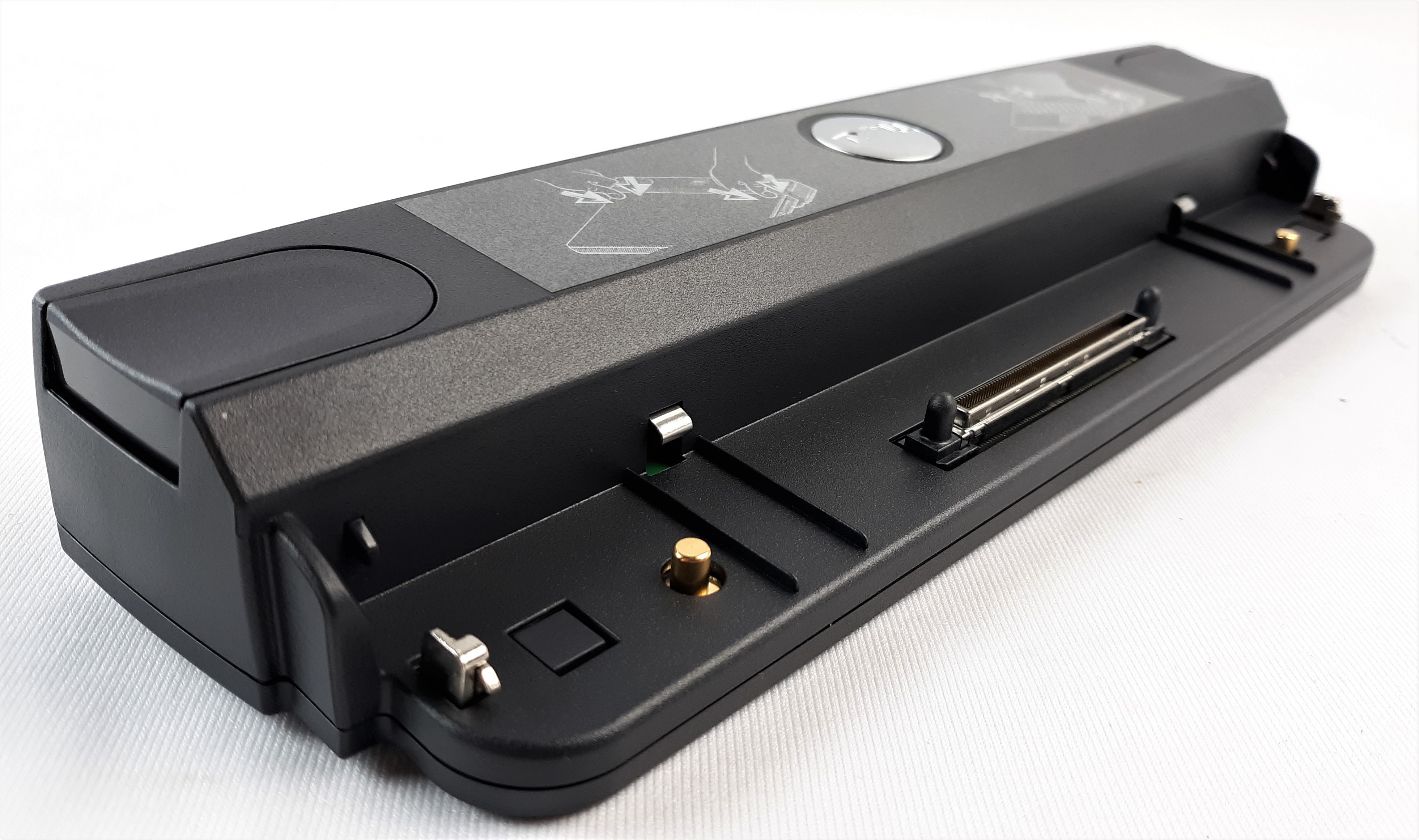 Dell 8477T Docking Station Dell 8477T Docking Station