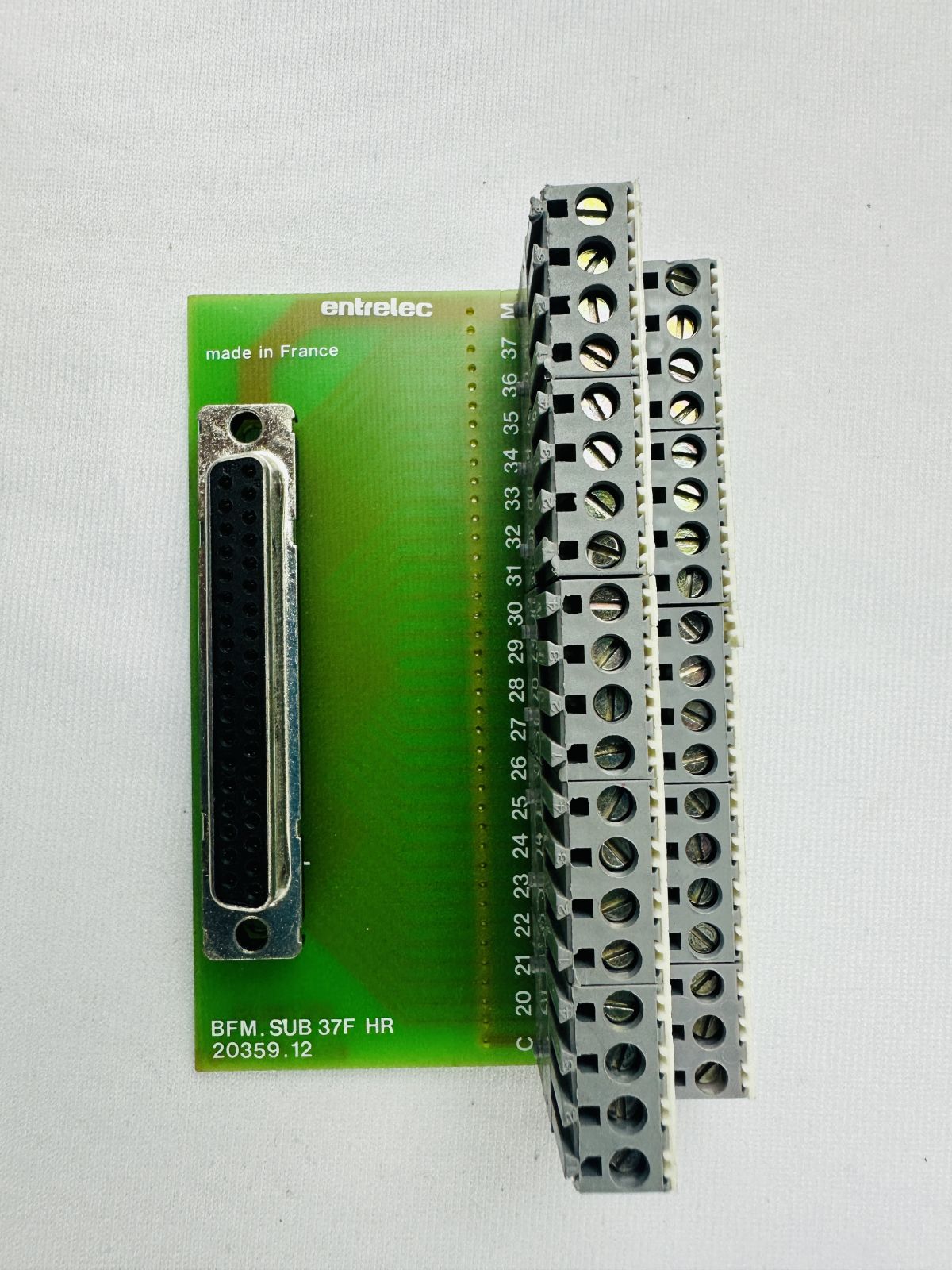 Entrelec BFM.SUB 37F HR 20359.12 Breakout Terminal Block Entrelec BFM.SUB 37F HR 20359.12 Breakout Terminal Block