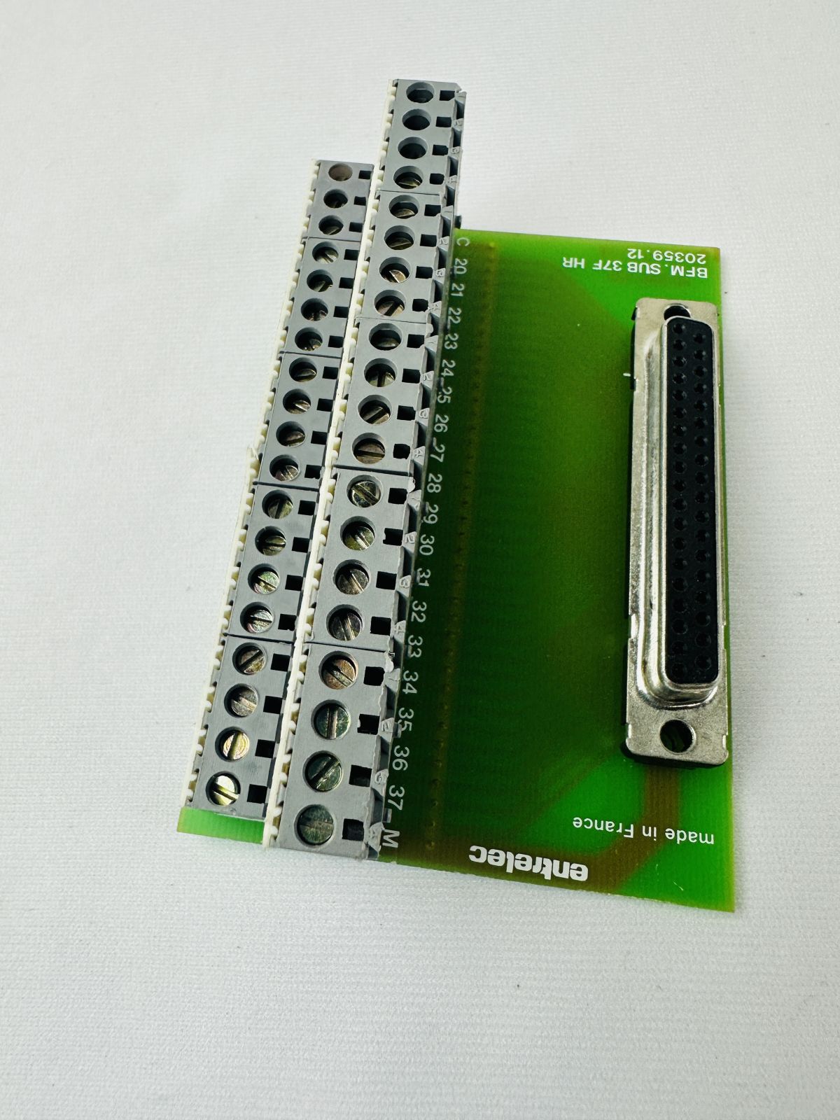 Entrelec BFM.SUB 37F HR 20359.12 Breakout Terminal Block Entrelec BFM.SUB 37F HR 20359.12 Breakout Terminal Block