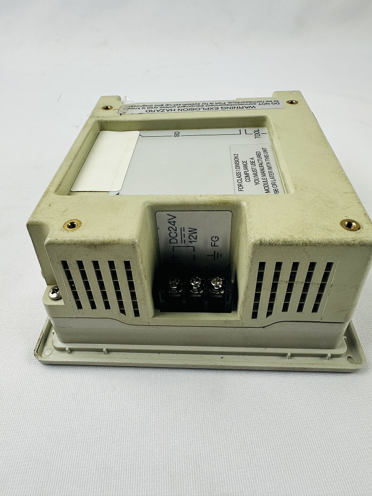 GE FANUC QPJ2D100L2P Operator Interface Panel GE FANUC QPJ2D100L2P Operator Interface Panel
