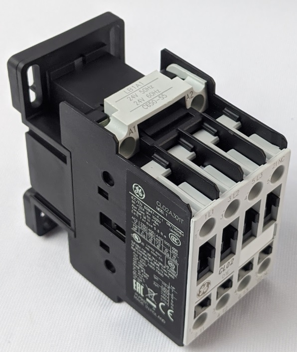 60Hz New NFP General Electric CL00A301T1 Contactor 3P 4Kw 1Nc 24V50 