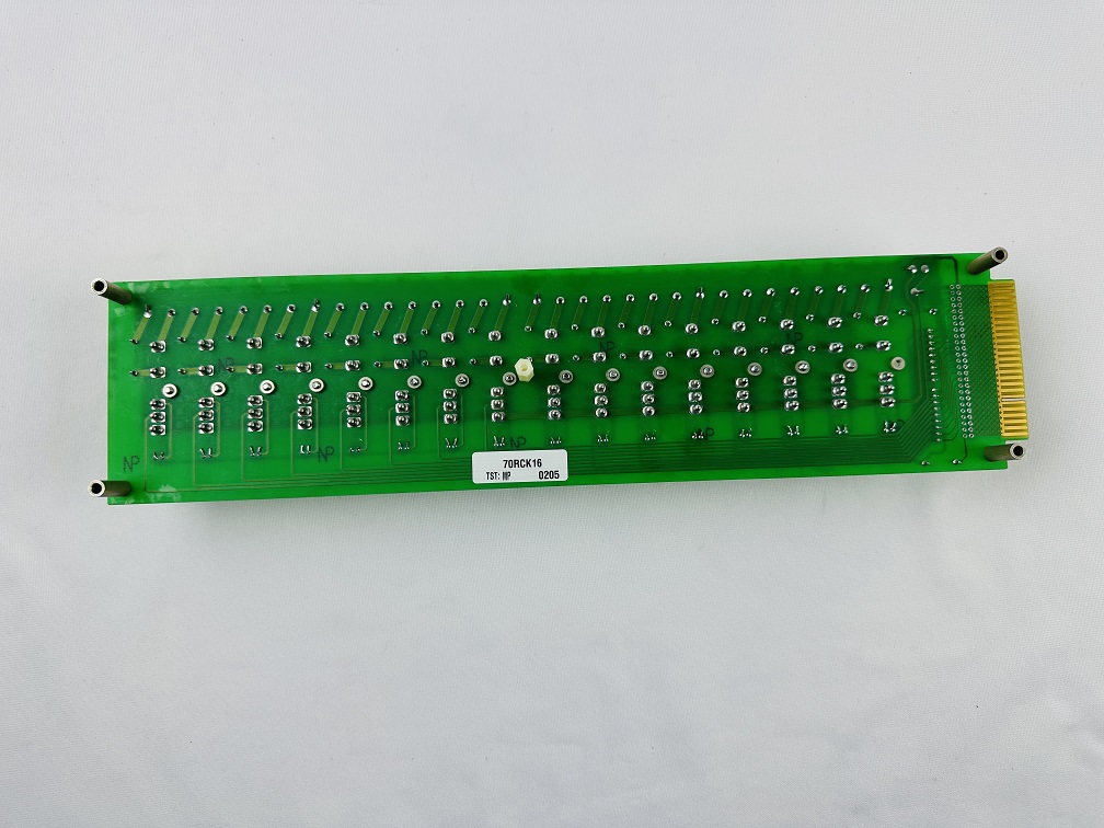 Grayhill 70RCK16 16-Channel Standard I/O Relay Module Rack Grayhill 70RCK16 16-Channel Standard I/O Relay Module Rack