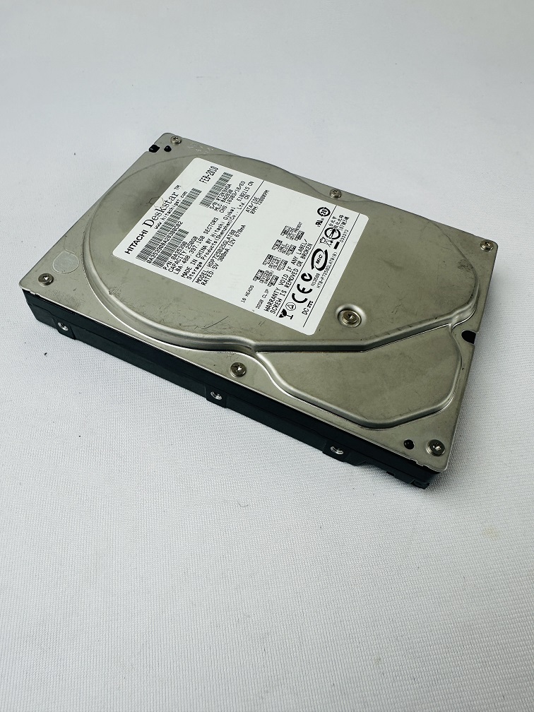 Hitachi 0A35390 HDP725025GLAT80 Hard Disk Drive Hitachi 0A35390 HDP725025GLAT80 Hard Disk Drive