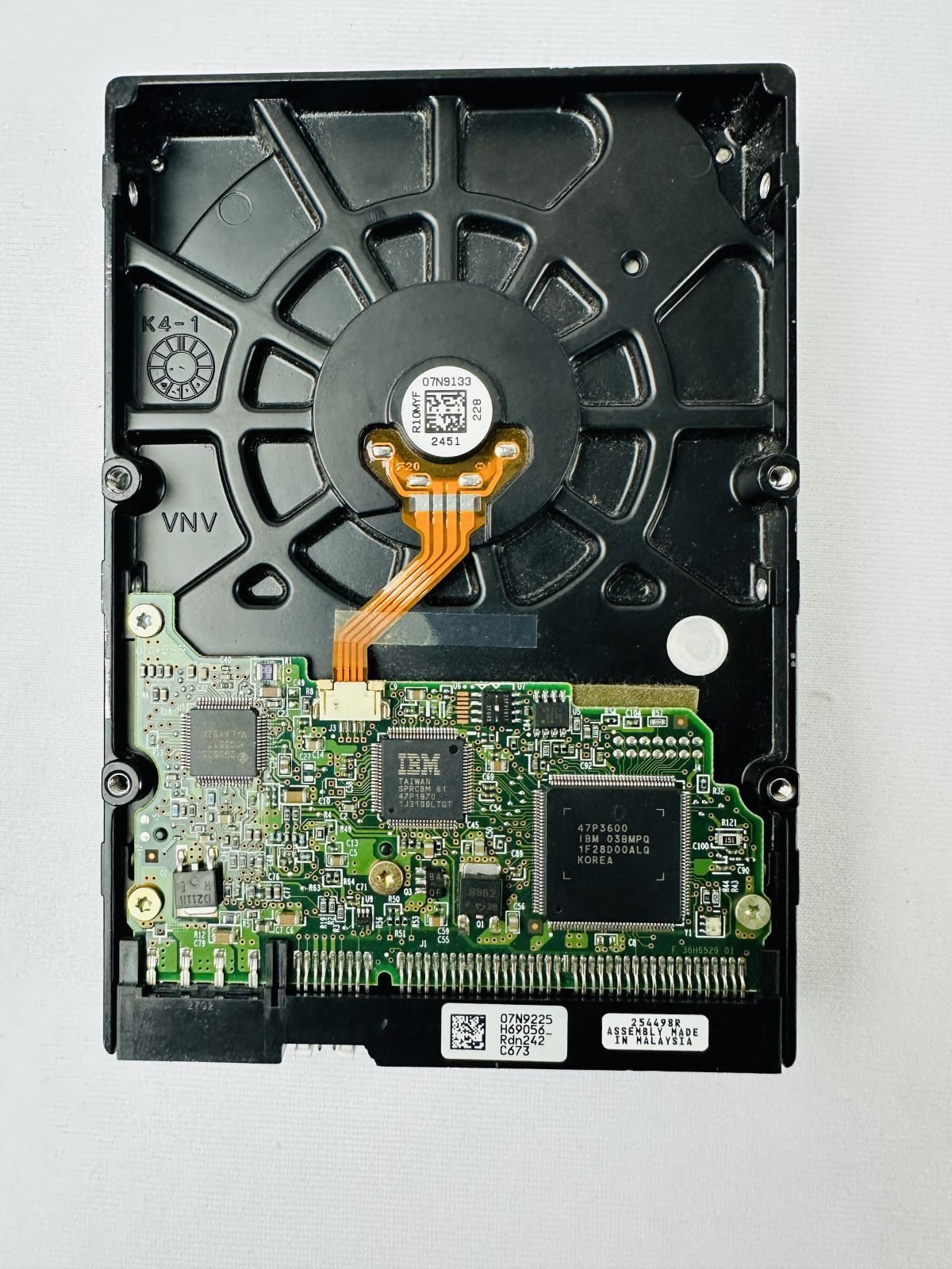 IBM 07N9550 IC35L060AVV207-0 Hard Disk Drive IBM 07N9550 IC35L060AVV207-0 Hard Disk Drive