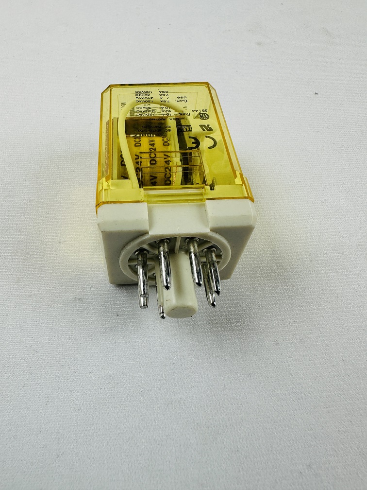 Idec RR2P-U Relay Idec RR2P-U Relay
