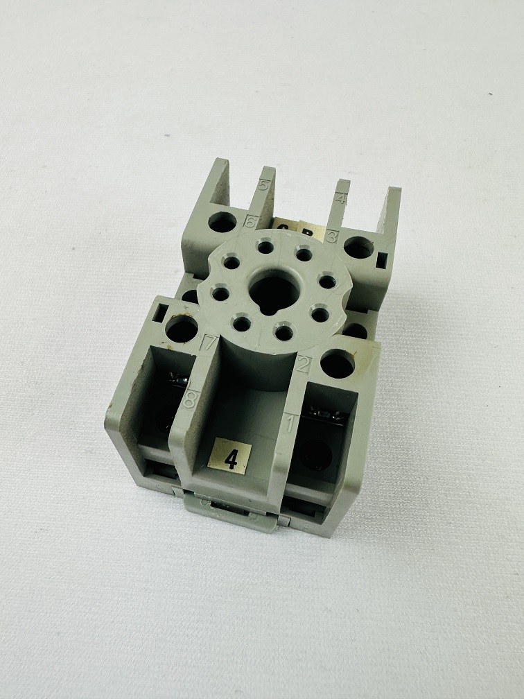 IDEC SR2P-05C IDEC SR2P-05C