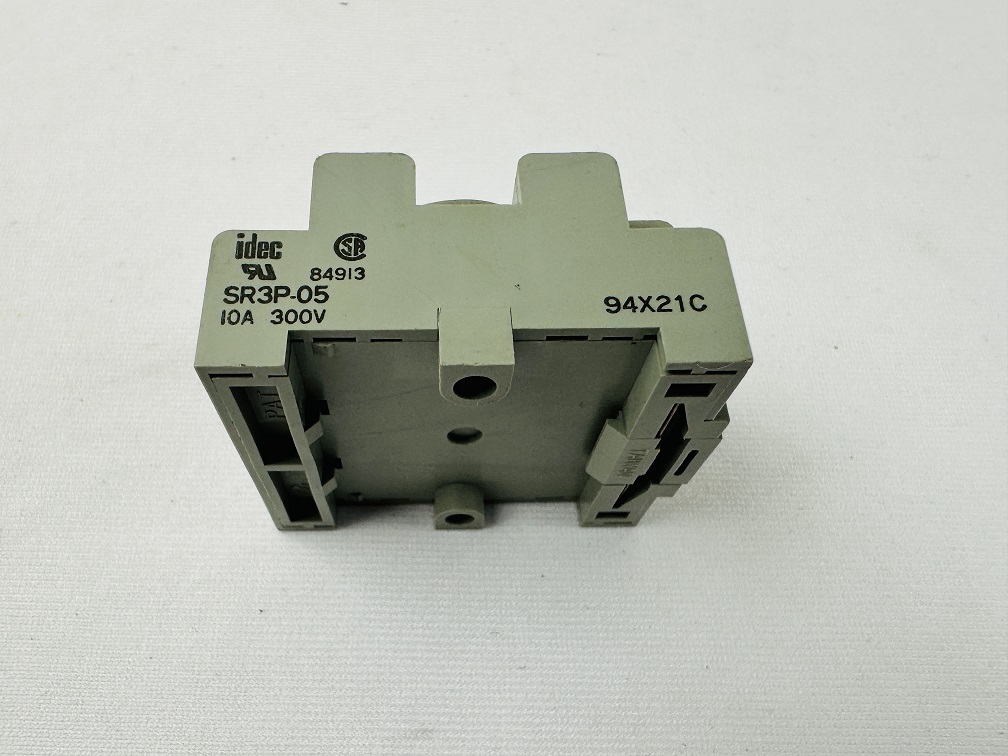 Idec SR3P-05 Relay Socket Idec SR3P-05 Relay Socket