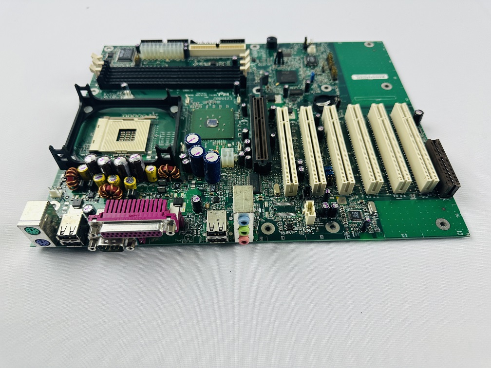 Intel D845WN Desktop Board Intel D845WN Desktop Board