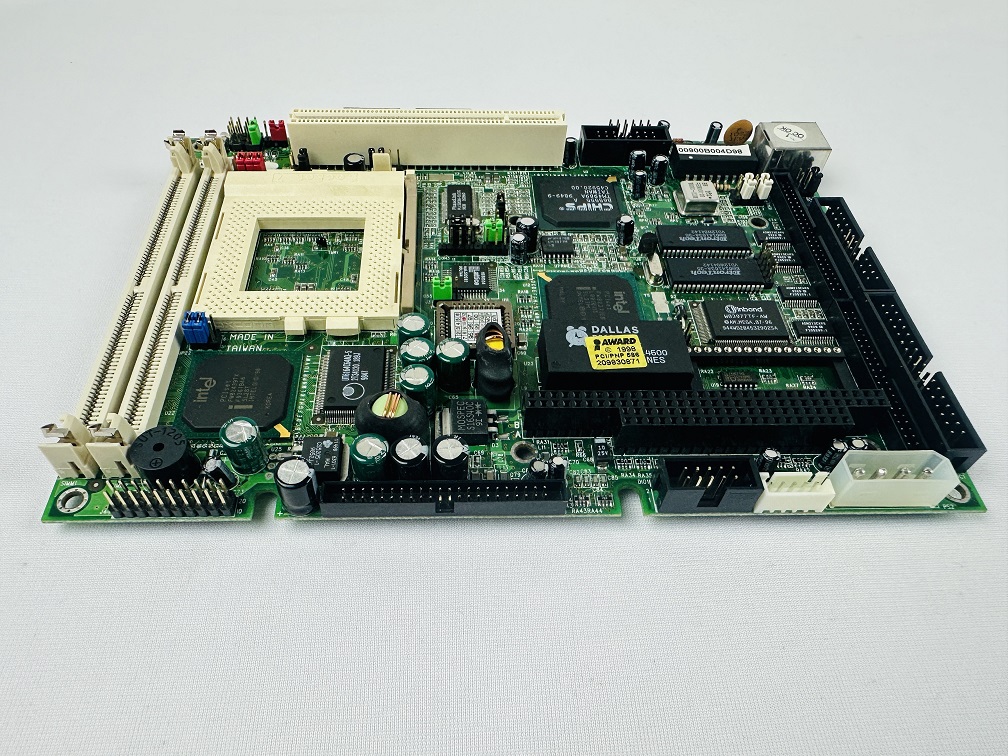 Lanner Electronics EM-586 Embedded CPU Board Lanner Electronics EM-586 Embedded CPU Board