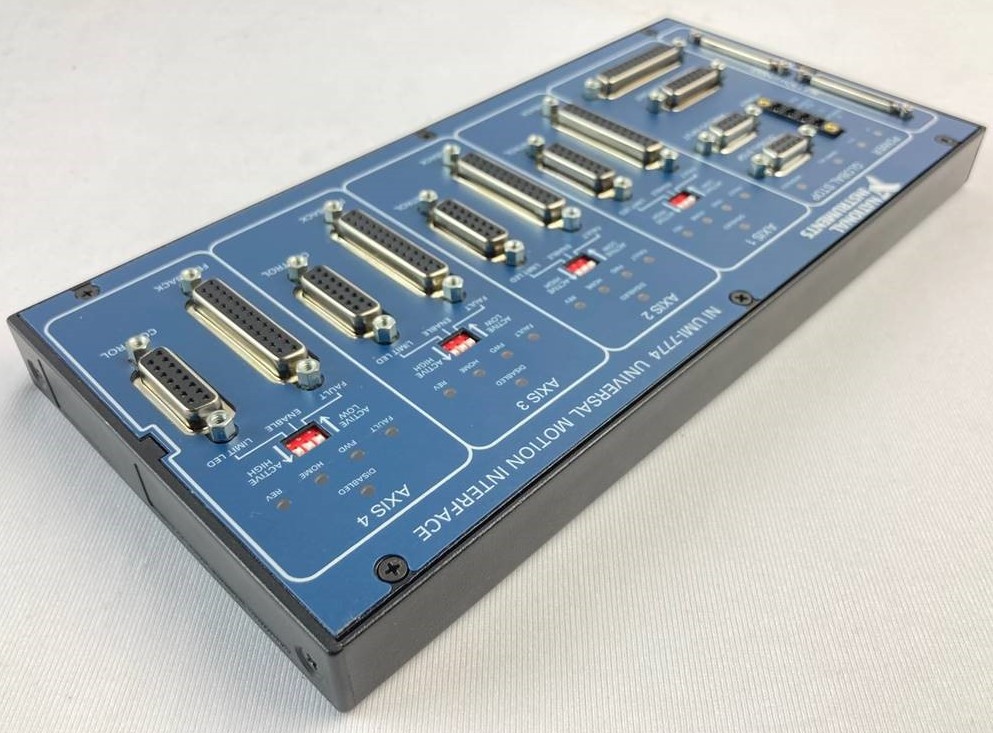 National Instruments UMI-7774 Universal Motion Interface National Instruments UMI-7774 Universal Motion Interface