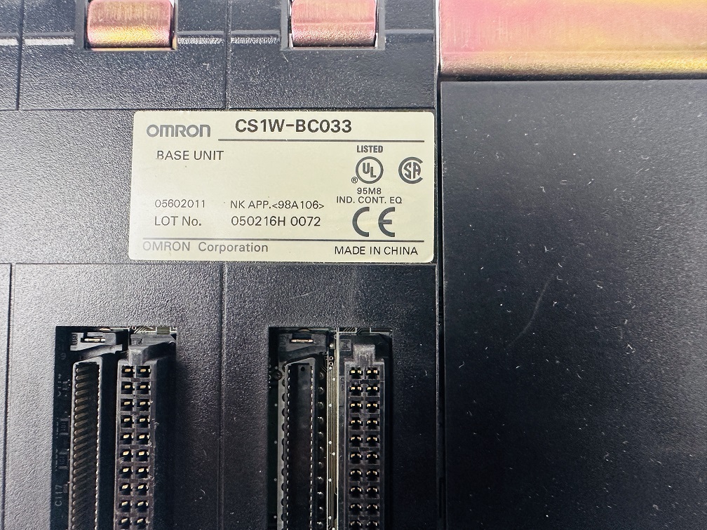 Omron CS1W-BC033 Backplane Omron CS1W-BC033 Backplane