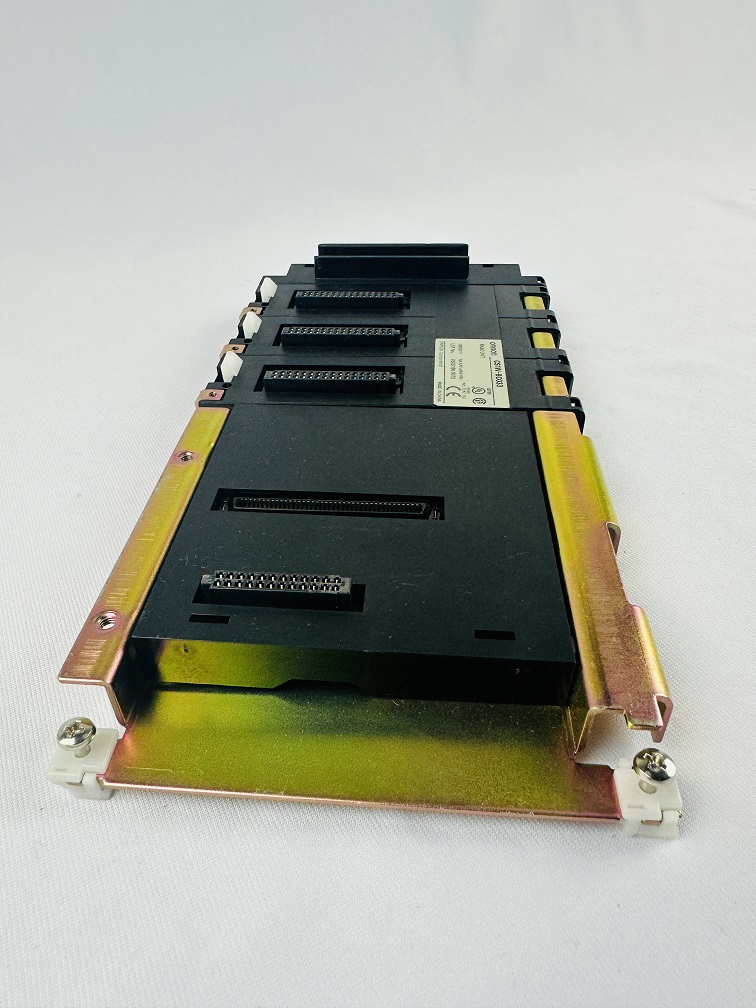 Omron CS1W-BC033 Backplane Omron CS1W-BC033 Backplane