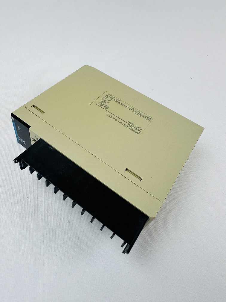 Omron CS1W-DA08C DA Unit Omron CS1W-DA08C DA Unit