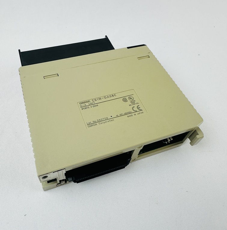 Omron CS1W-DA08C DA Unit Omron CS1W-DA08C DA Unit