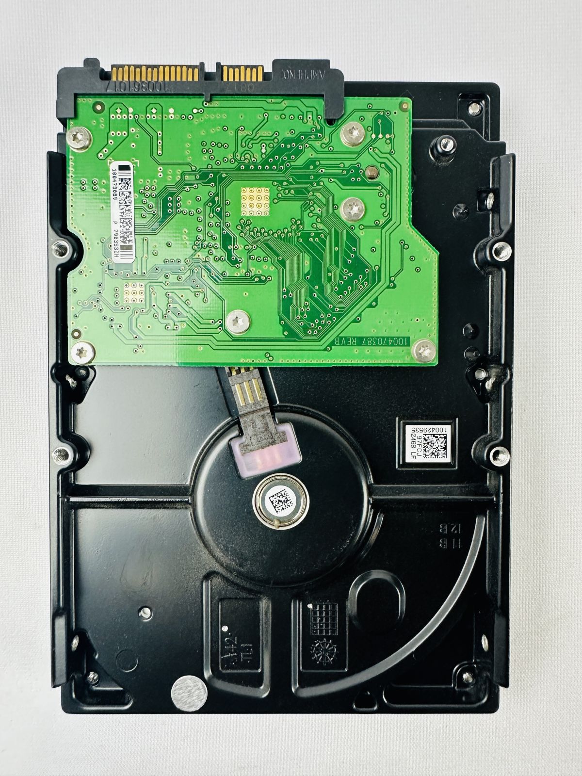 Seagate 9CY131-313 Hard Disk Drive Seagate 9CY131-313 Hard Disk Drive