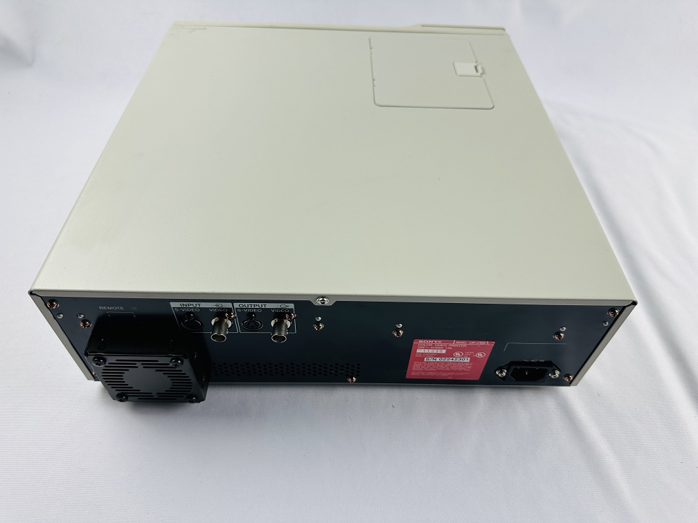 Sony UP-2100 Color Video Printer Sony UP-2100 Color Video Printer