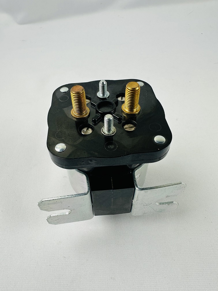 White-Rogers 586-105111 Type 586 DC Power Contactor White-Rogers 586-105111 Type 586 DC Power Contactor